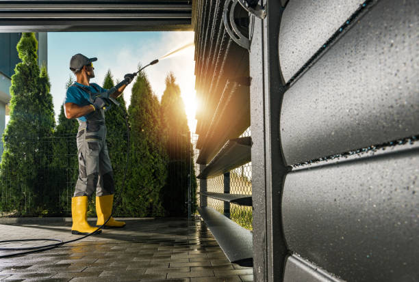 Best Deck Pressure Washing  in Glen Cove, NY